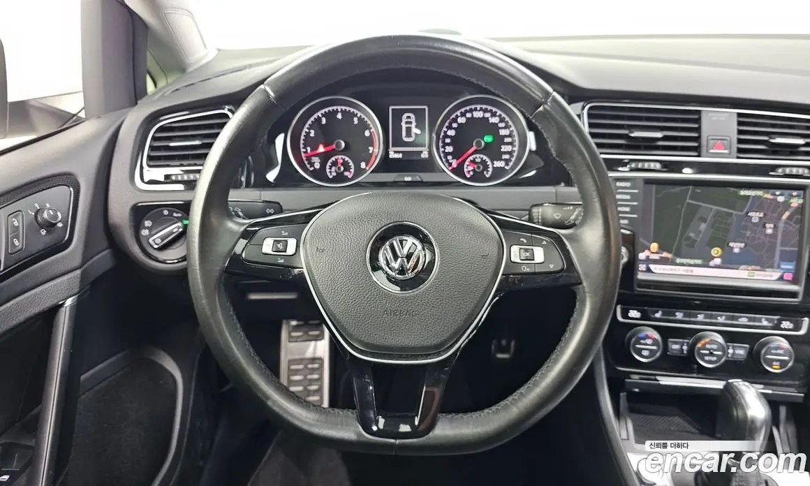 Volkswagen Golf 2014 1.4 автомат (гидро), фото 12 Volkswagen Golf 2014 1.4 автомат (гидро), фото 12