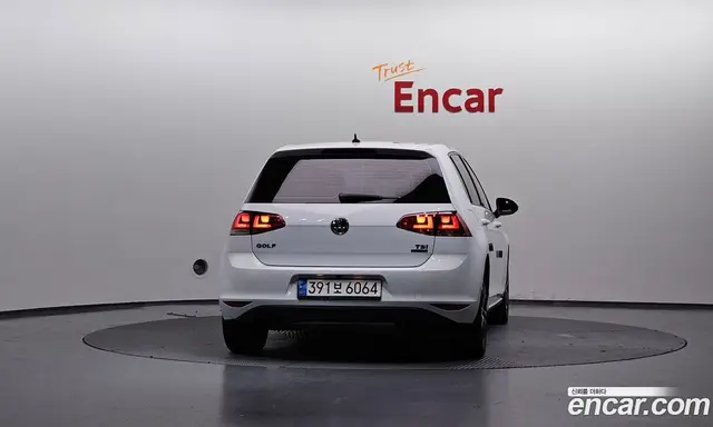 Volkswagen Golf 2014 1.4 автомат (гидро), миниатюра 4 Volkswagen Golf 2014 1.4 автомат (гидро), миниатюра 4