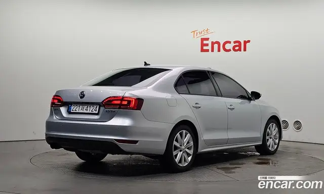 Volkswagen Jetta 2014 2.0 автомат (гидро), миниатюра 2 Volkswagen Jetta 2014 2.0 автомат (гидро), миниатюра 2