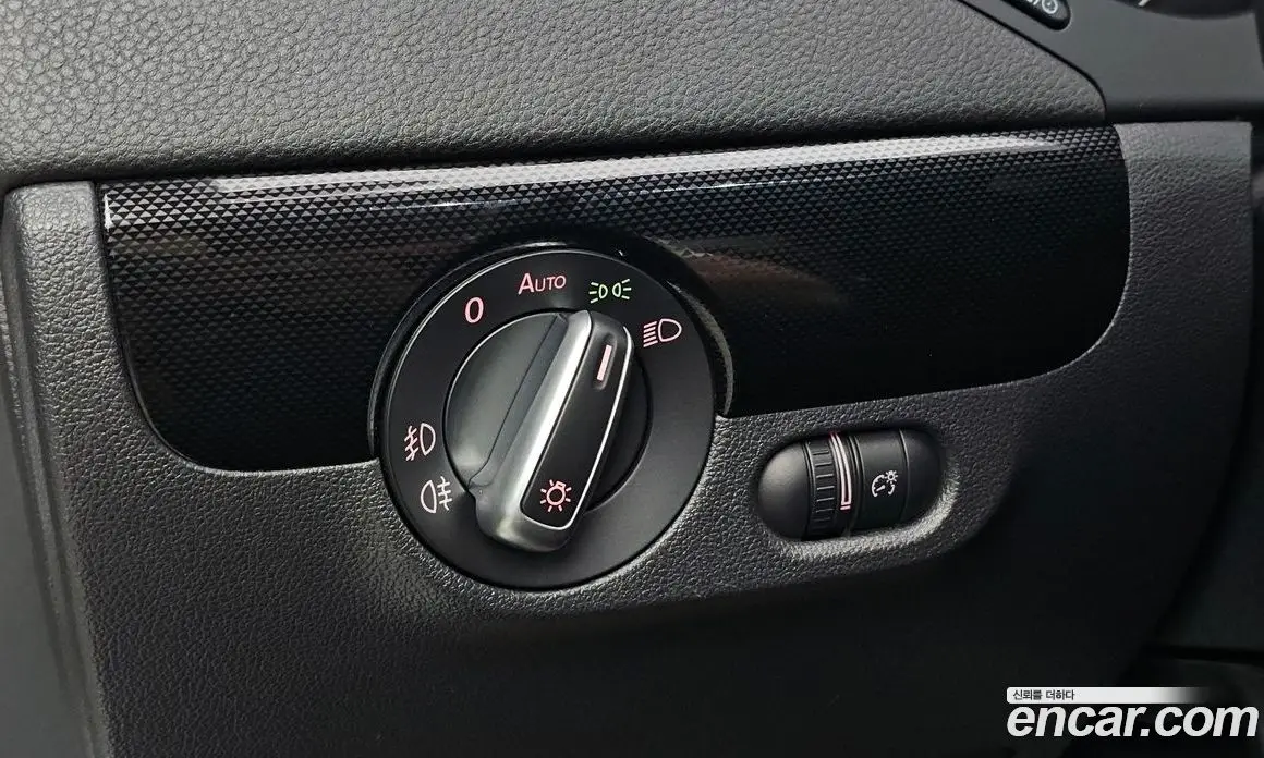 Volkswagen Jetta 2014 2.0 автомат (гидро), фото 14 Volkswagen Jetta 2014 2.0 автомат (гидро), фото 14