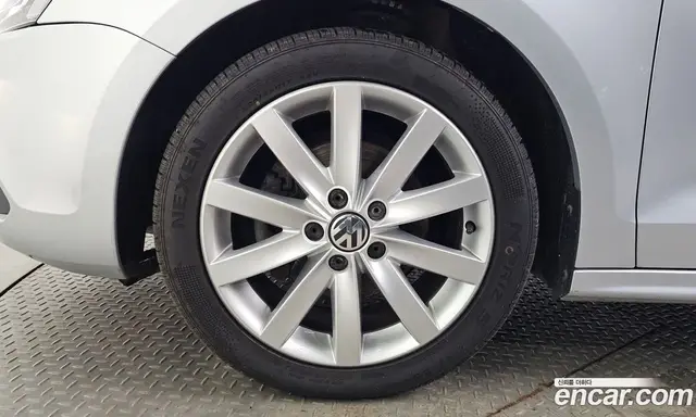 Volkswagen Jetta 2014 2.0 автомат (гидро), миниатюра 5 Volkswagen Jetta 2014 2.0 автомат (гидро), миниатюра 5