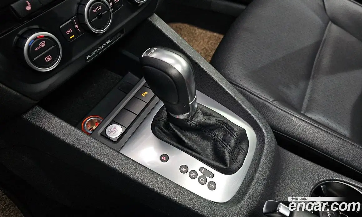 Volkswagen Jetta 2014 2.0 автомат (гидро), фото 9 Volkswagen Jetta 2014 2.0 автомат (гидро), фото 9