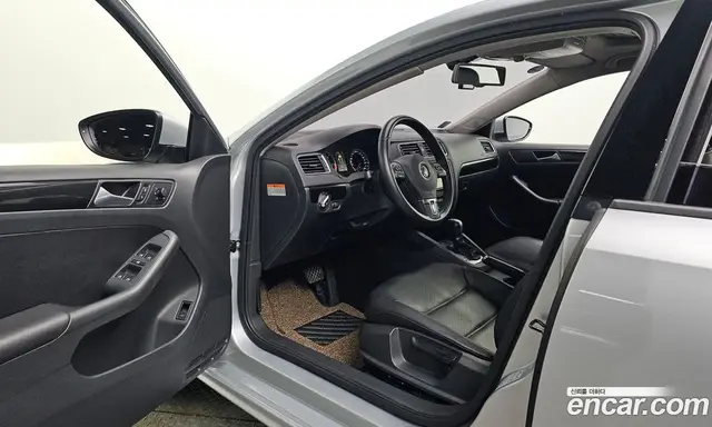 Volkswagen Jetta 2014 2.0 автомат (гидро), миниатюра 10 Volkswagen Jetta 2014 2.0 автомат (гидро), миниатюра 10