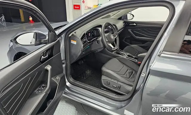 Volkswagen Jetta 2022 1.5 автомат (гидро), миниатюра 10 Volkswagen Jetta 2022 1.5 автомат (гидро), миниатюра 10