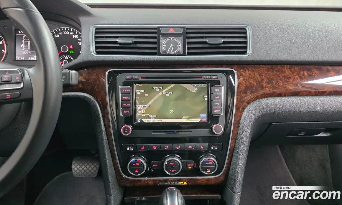 Volkswagen Passat 2013 2.5 автомат (гидро), фото 13 Volkswagen Passat 2013 2.5 автомат (гидро), фото 13