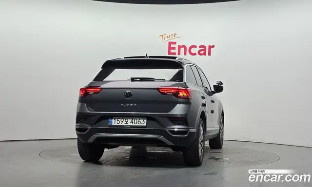 Volkswagen T-Roc 2022 2.0 автомат (гидро), миниатюра 4 Volkswagen T-Roc 2022 2.0 автомат (гидро), миниатюра 4