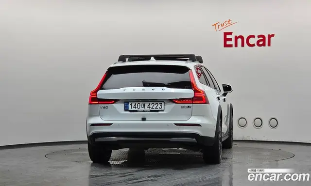 Volvo V60 2024 2.0 автомат (гидро), миниатюра 4 Volvo V60 2024 2.0 автомат (гидро), миниатюра 4