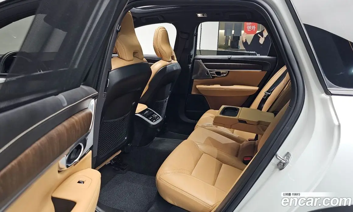 Volvo V90 2021 2.0 автомат (гидро), фото 16