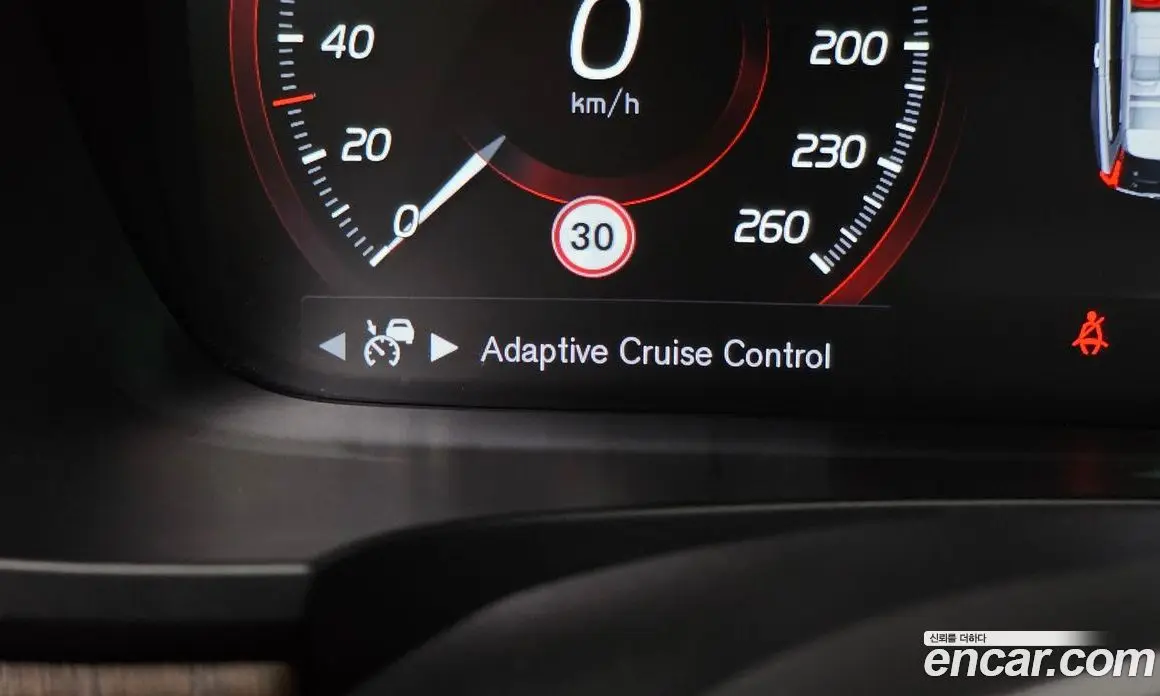 Volvo V90 2021 2.0 автомат (гидро), фото 32