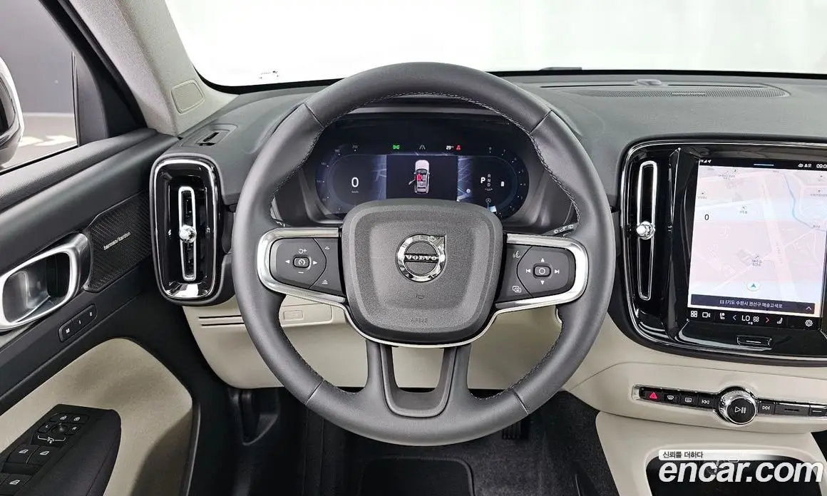 Volvo XC40 2025 2.0 автомат (гидро), фото 19 Volvo XC40 2025 2.0 автомат (гидро), фото 19