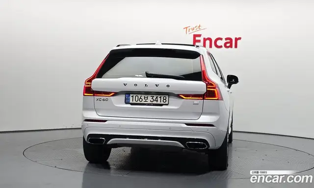 Volvo XC60 2021 2.0 автомат (гидро), миниатюра 4 Volvo XC60 2021 2.0 автомат (гидро), миниатюра 4