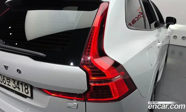 Volvo XC60 2021 2.0 автомат (гидро), миниатюра 9 Volvo XC60 2021 2.0 автомат (гидро), миниатюра 9