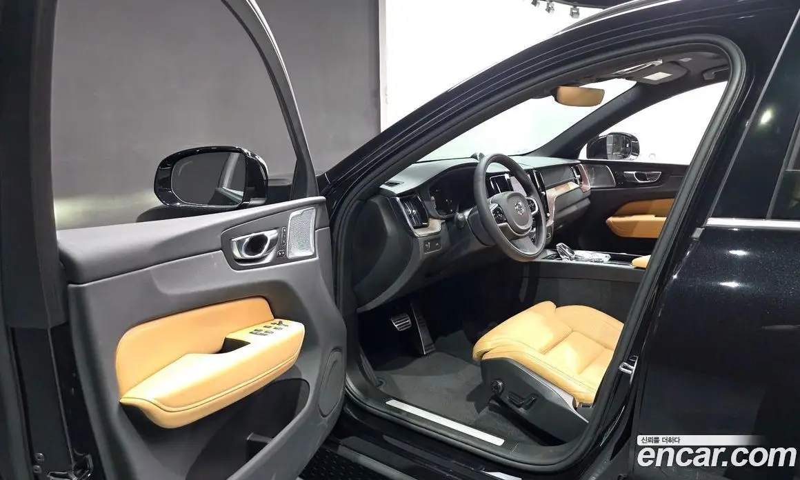 Volvo XC60 2022 2.0 автомат (гидро), фото 13 Volvo XC60 2022 2.0 автомат (гидро), фото 13