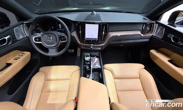 Volvo XC60 2022 2.0 автомат (гидро), миниатюра 10 Volvo XC60 2022 2.0 автомат (гидро), миниатюра 10