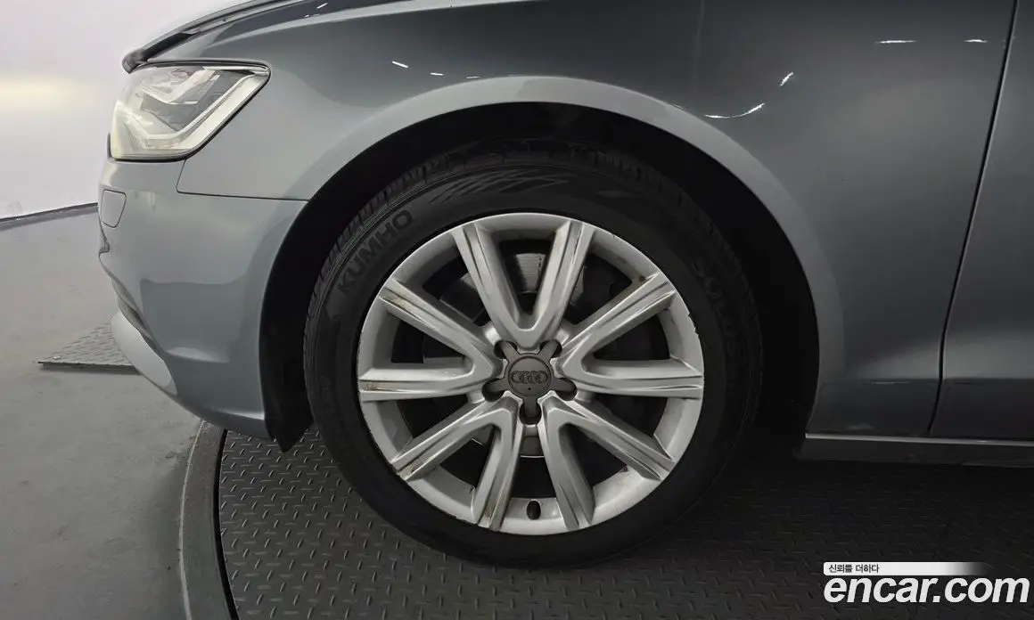 Audi A6 2012 3.0 автомат (гидро), фото 5 Audi A6 2012 3.0 автомат (гидро), фото 5