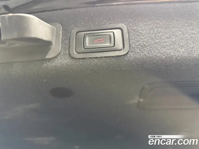 Audi A6 2014 2.0 автомат (гидро), миниатюра 9 Audi A6 2014 2.0 автомат (гидро), миниатюра 9