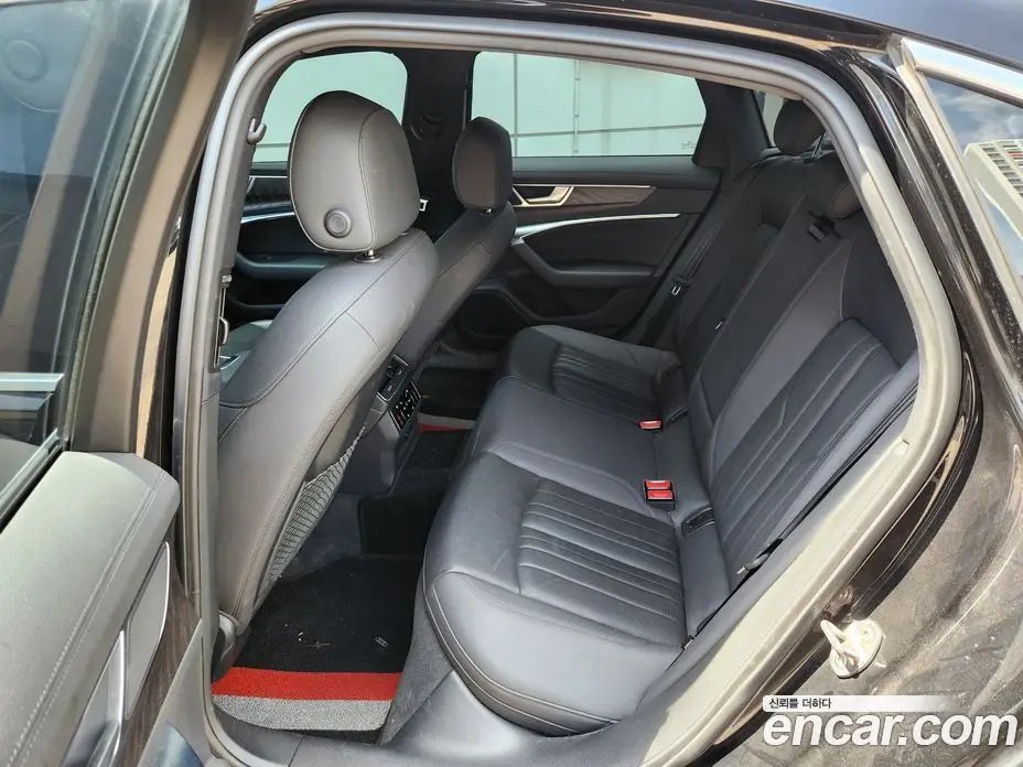 Audi A6 2021 2.0 автомат (гидро), фото 16 Audi A6 2021 2.0 автомат (гидро), фото 16