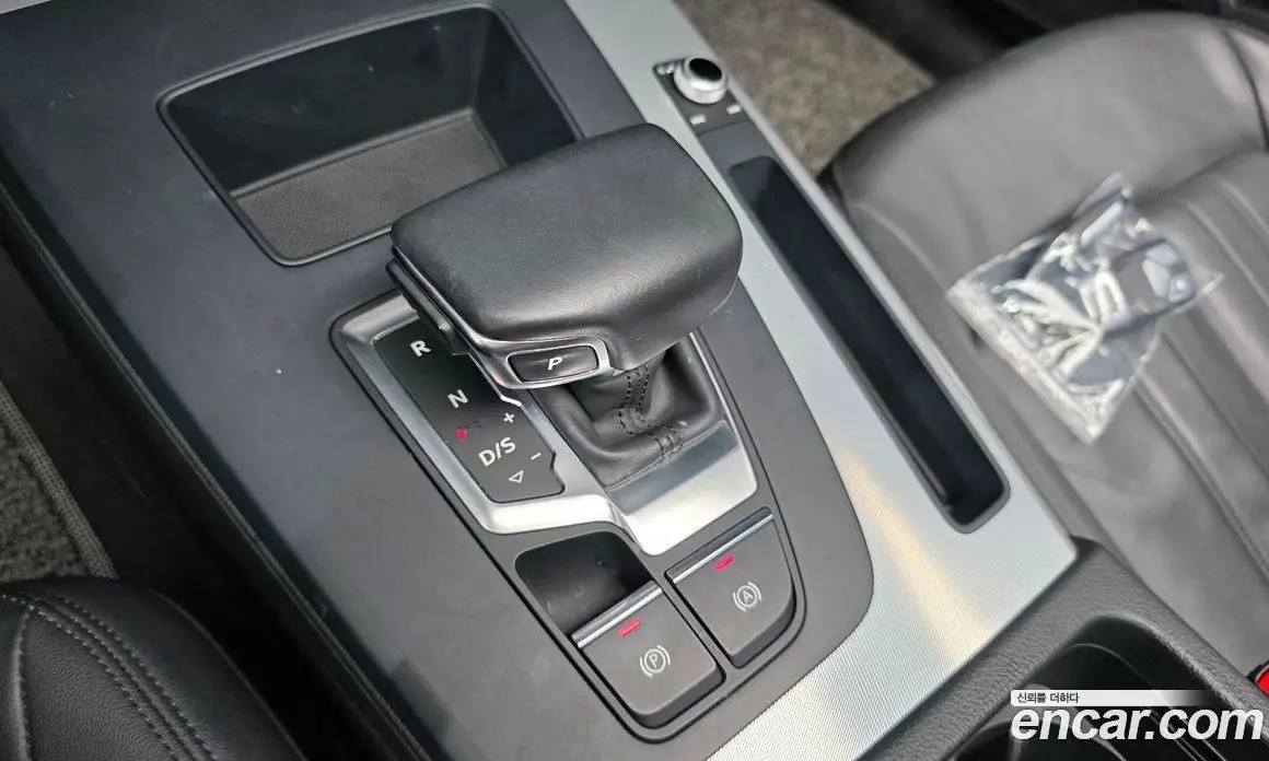 Audi Q5 2021 2.0 автомат (гидро), фото 12
