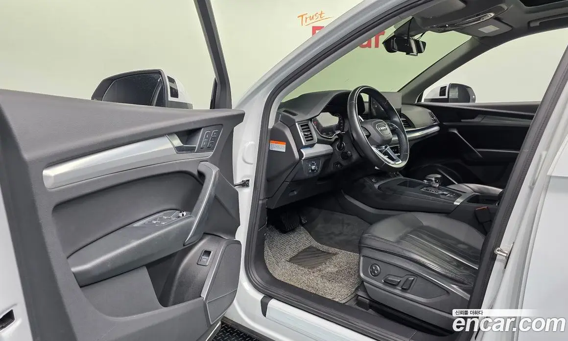 Audi Q5 2021 2.0 автомат (гидро), фото 13
