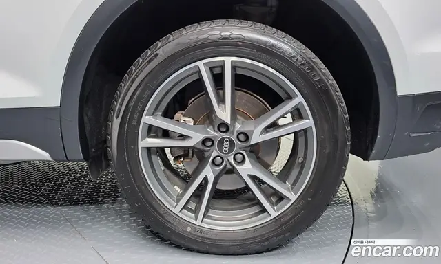 Audi Q5 2021 2.0 автомат (гидро), миниатюра 7