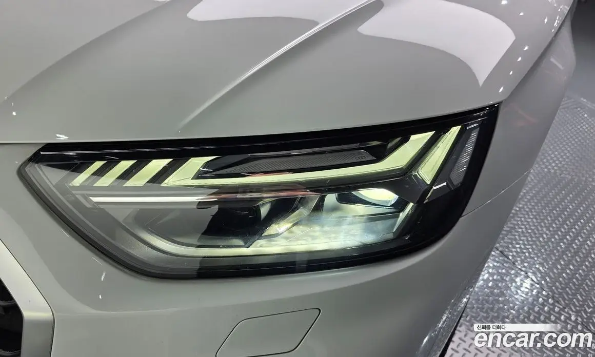 Audi Q5 2021 2.0 автомат (гидро), фото 8