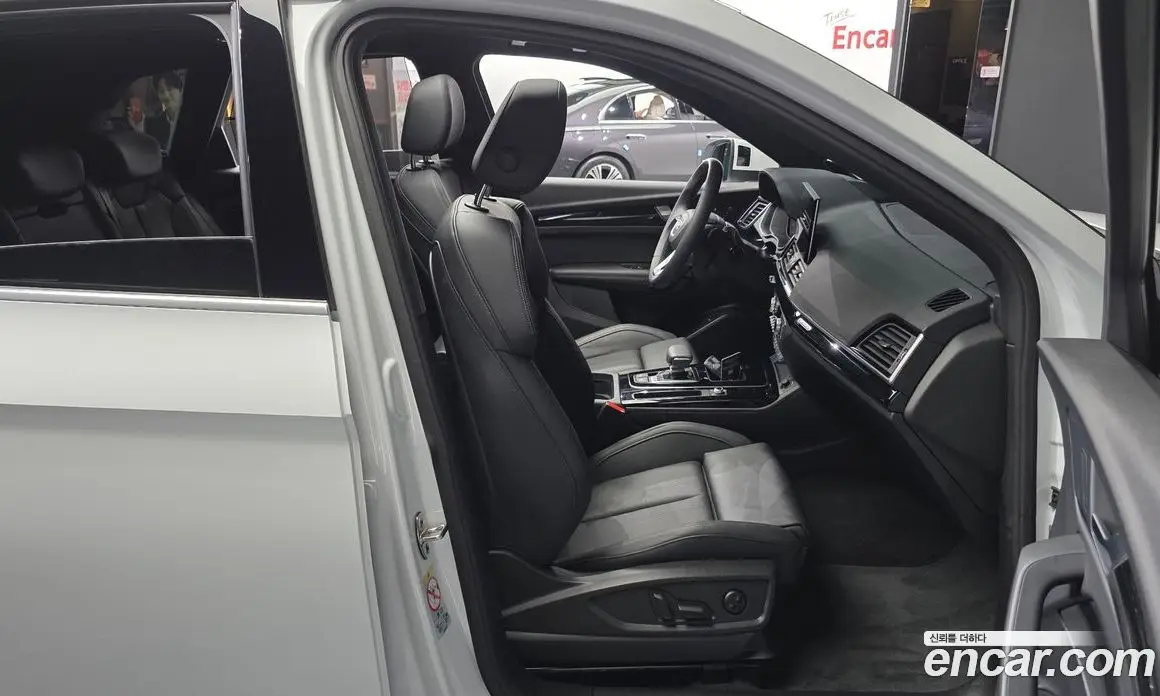 Audi Q5 2024 2.0 автомат (гидро), фото 17 Audi Q5 2024 2.0 автомат (гидро), фото 17
