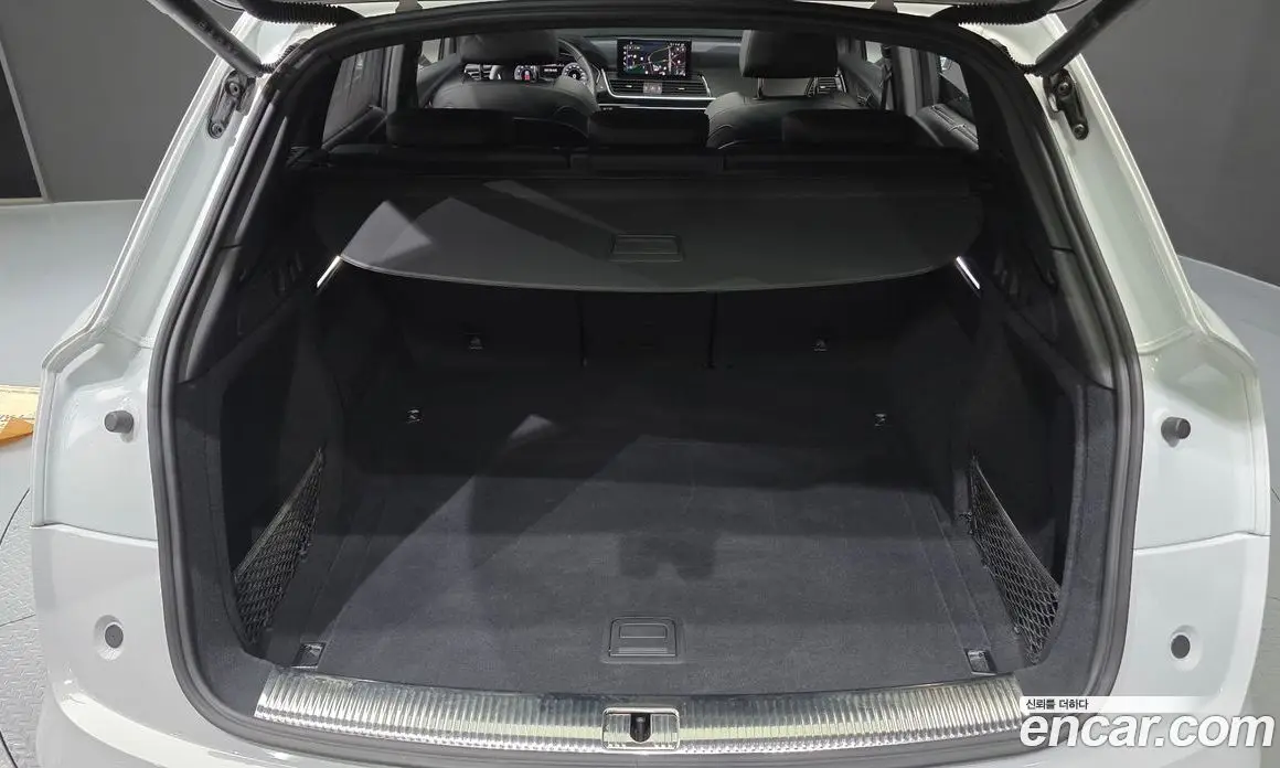 Audi Q5 2024 2.0 автомат (гидро), фото 33 Audi Q5 2024 2.0 автомат (гидро), фото 33
