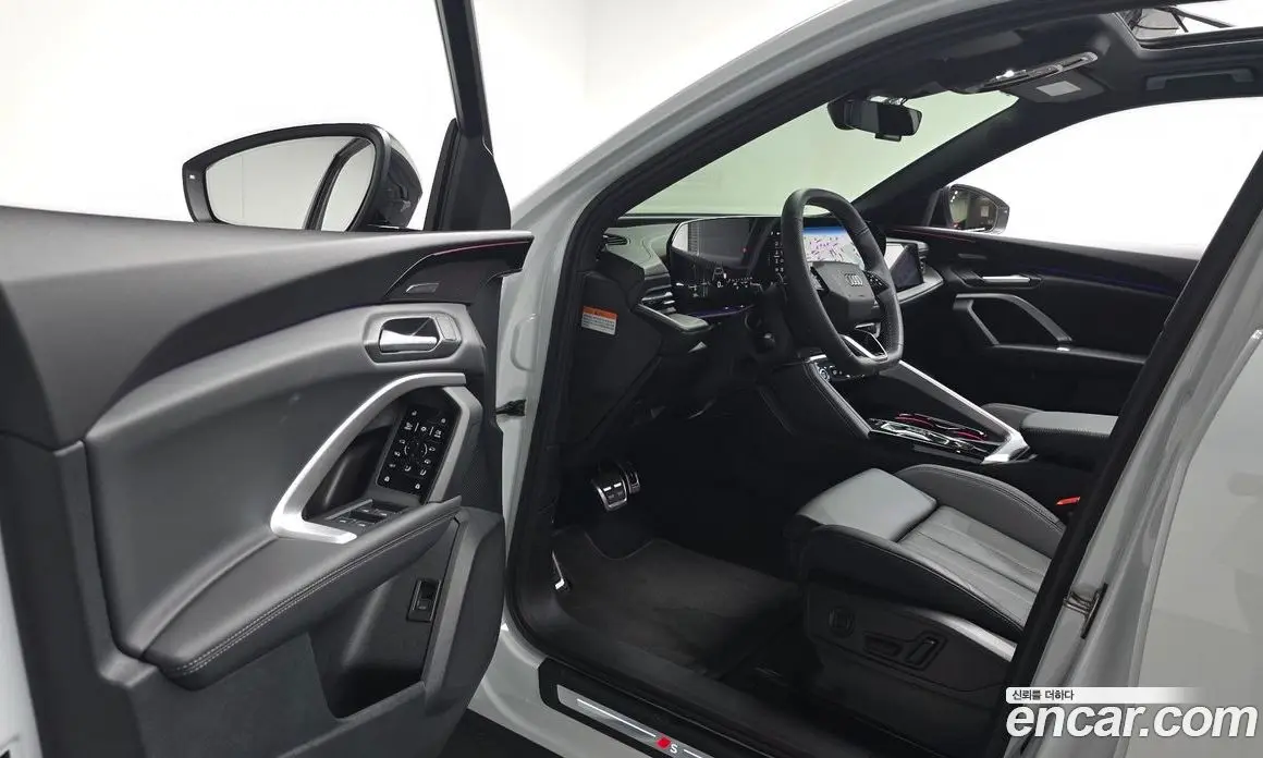 Audi Q5 2025 2.0 автомат (гидро), фото 12 Audi Q5 2025 2.0 автомат (гидро), фото 12