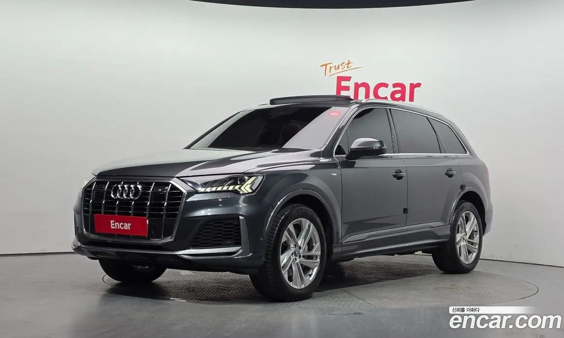 Audi Q7 2021 3.0 автомат (гидро), фото 1 Audi Q7 2021 3.0 автомат (гидро), фото 1