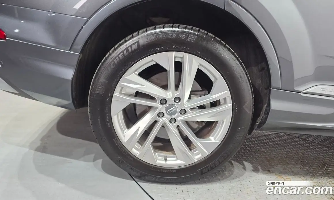 Audi Q7 2021 3.0 автомат (гидро), фото 5 Audi Q7 2021 3.0 автомат (гидро), фото 5