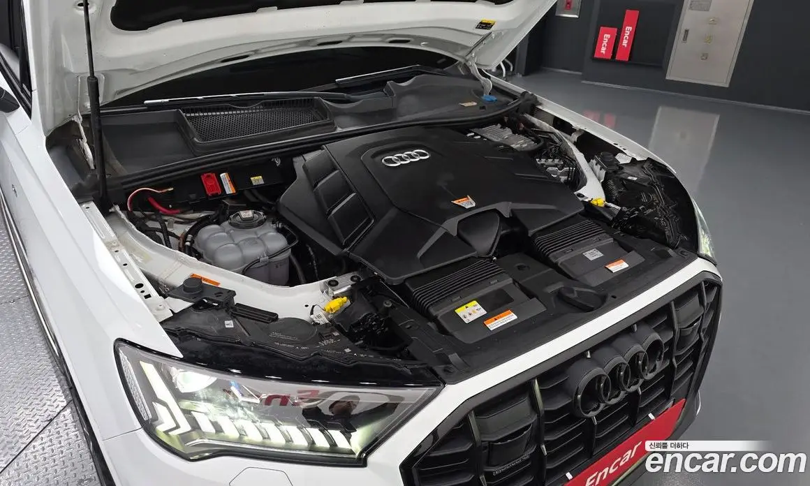 Audi Q7 2022 3.0 автомат (гидро), фото 6