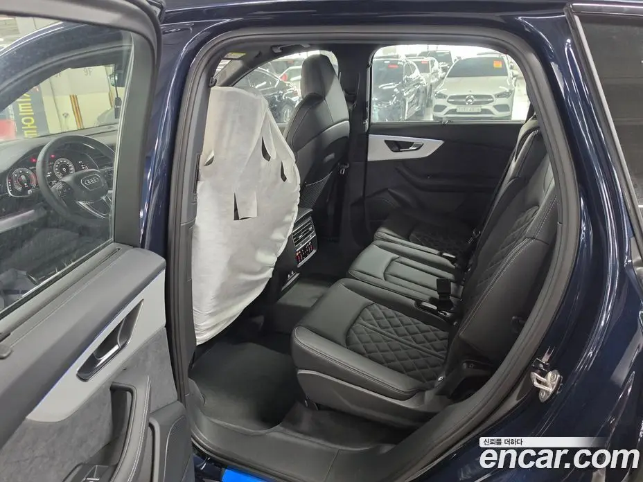 Audi Q7 2026 3.0 автомат (гидро), фото 10 Audi Q7 2026 3.0 автомат (гидро), фото 10