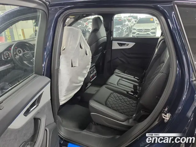Audi Q7 2026 3.0 автомат (гидро), миниатюра 10 Audi Q7 2026 3.0 автомат (гидро), миниатюра 10