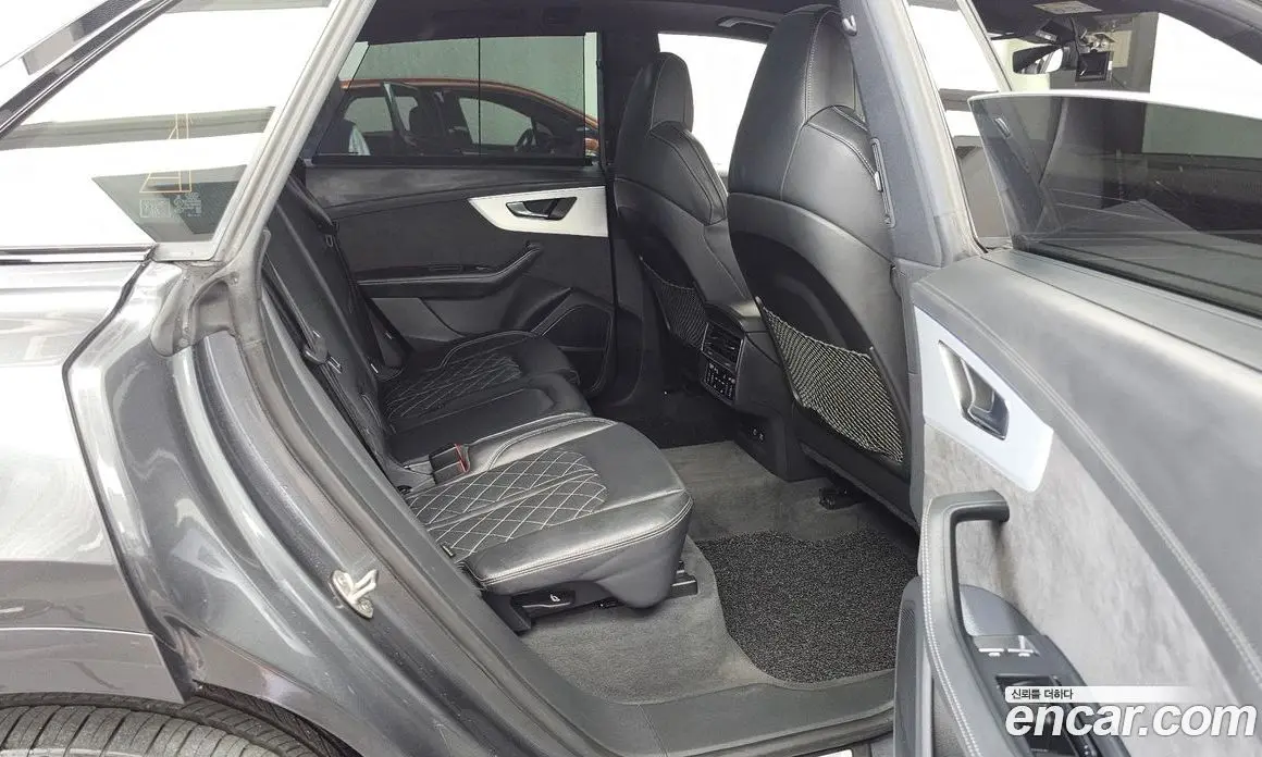 Audi Q8 2021 3.0 автомат (гидро), фото 12 Audi Q8 2021 3.0 автомат (гидро), фото 12