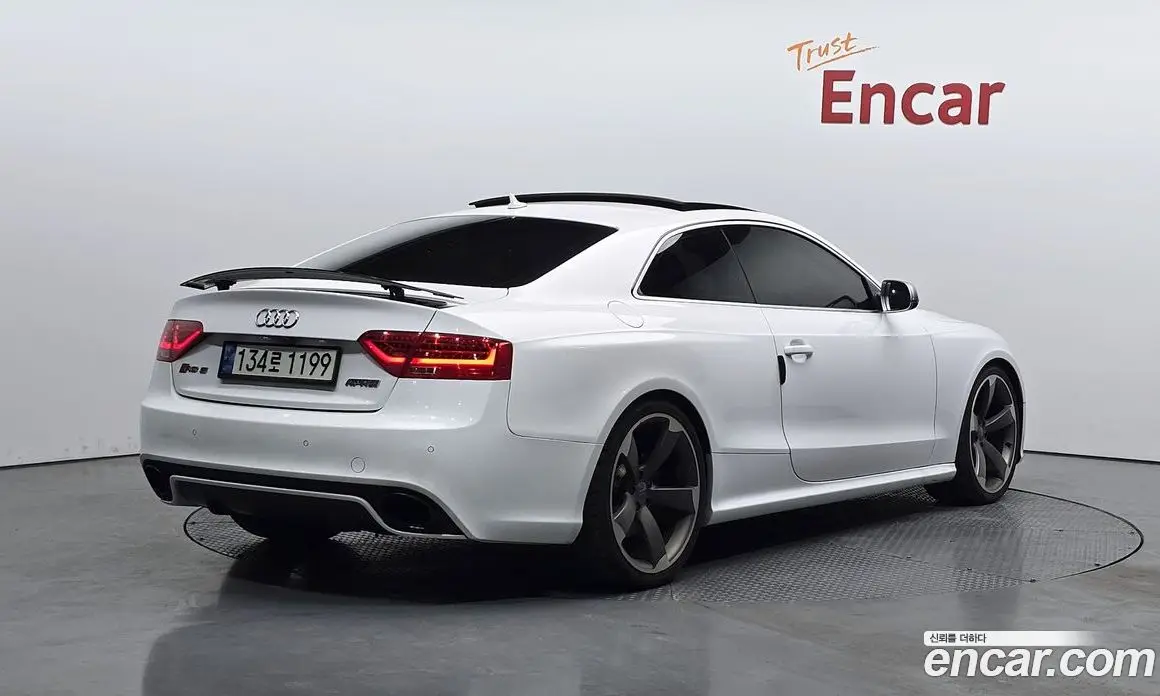 Audi RS5 2014 4.2 автомат (гидро), фото 2 Audi RS5 2014 4.2 автомат (гидро), фото 2