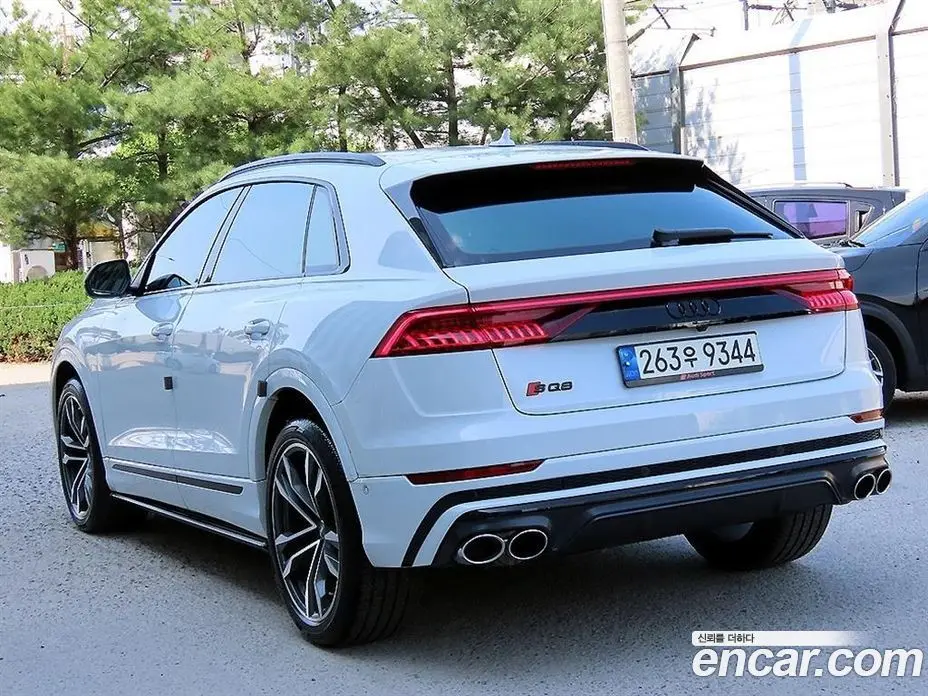 Audi SQ8 2020 4.0 автомат (гидро), фото 3