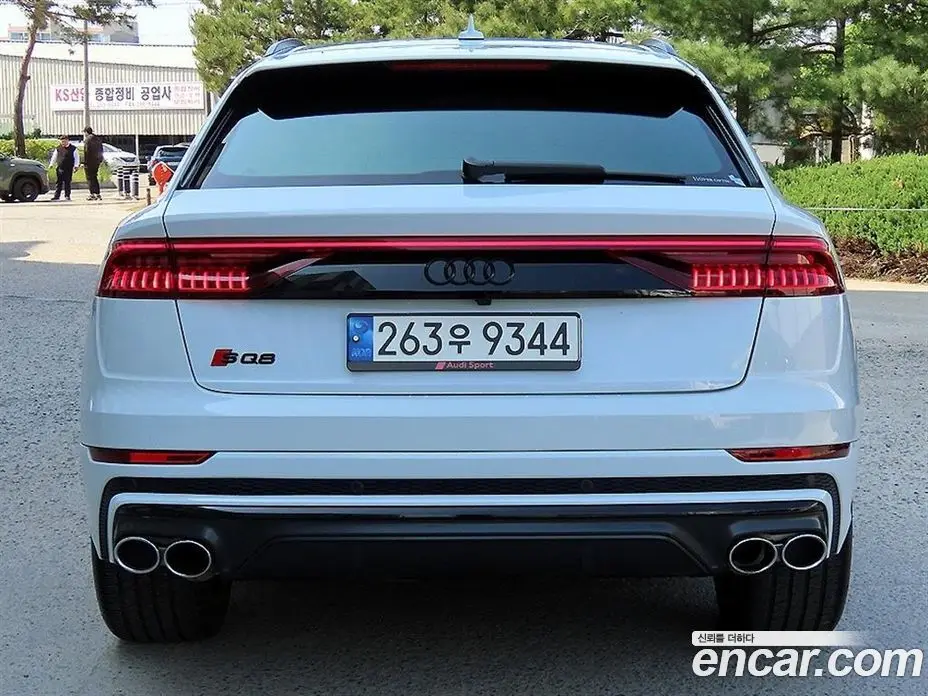 Audi SQ8 2020 4.0 автомат (гидро), фото 4