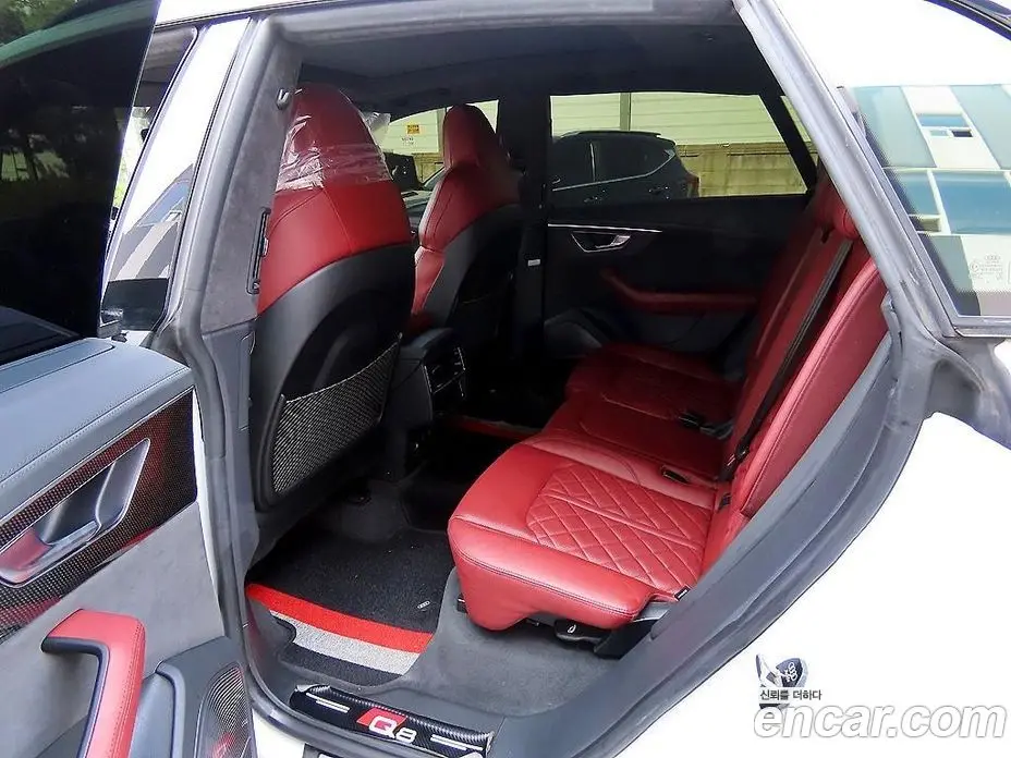 Audi SQ8 2020 4.0 автомат (гидро), фото 6