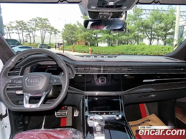Audi SQ8 2020 4.0 автомат (гидро), миниатюра 7