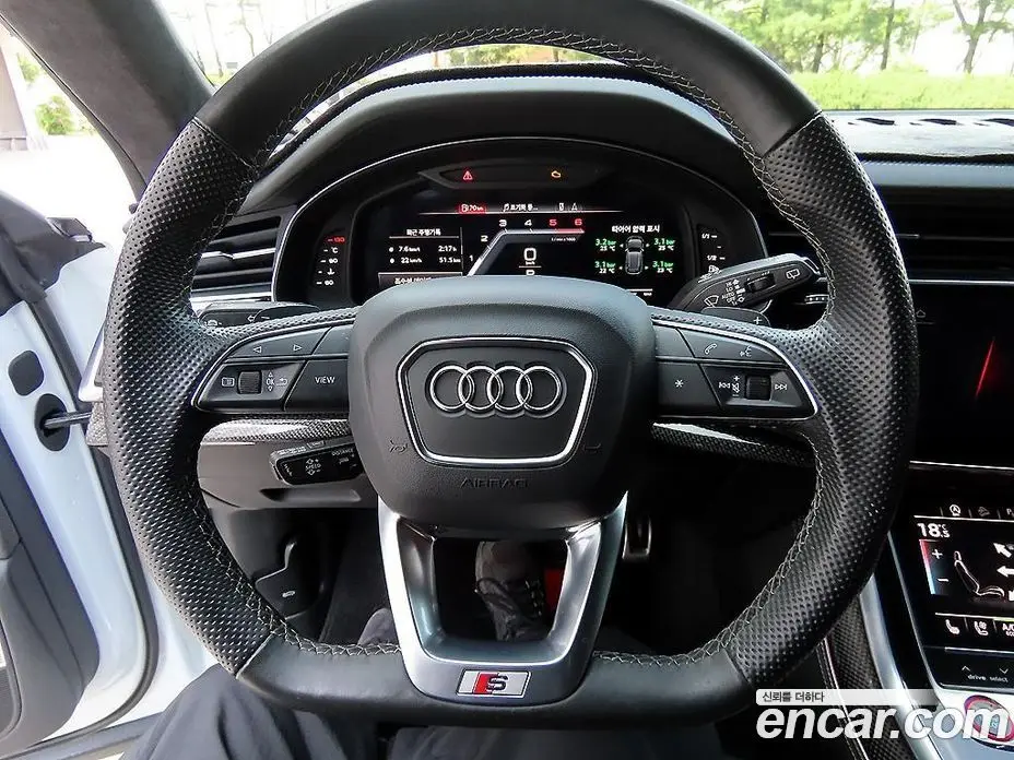 Audi SQ8 2020 4.0 автомат (гидро), фото 8