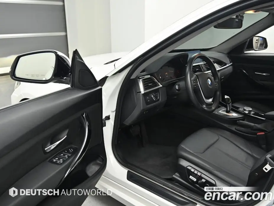 BMW 3 серия 2019 2.0 автомат (гидро), фото 11 BMW 3 серия 2019 2.0 автомат (гидро), фото 11