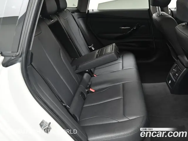 BMW 3 серия 2019 2.0 автомат (гидро), миниатюра 12