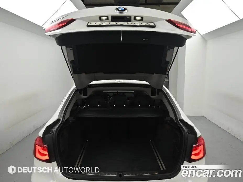 BMW 3 серия 2019 2.0 автомат (гидро), фото 20 BMW 3 серия 2019 2.0 автомат (гидро), фото 20