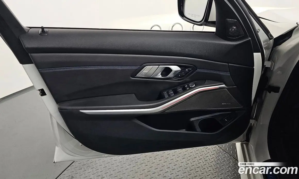 BMW 3 серия 2021 2.0 автомат (гидро), фото 14 BMW 3 серия 2021 2.0 автомат (гидро), фото 14