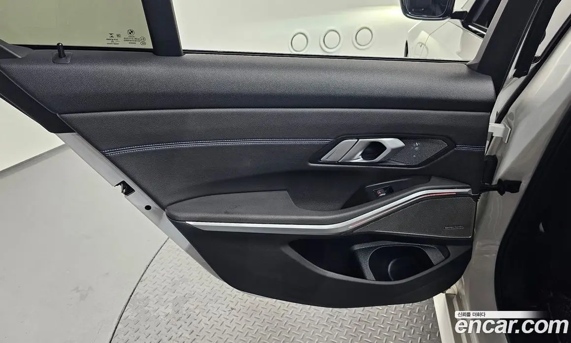 BMW 3 серия 2021 2.0 автомат (гидро), фото 15 BMW 3 серия 2021 2.0 автомат (гидро), фото 15