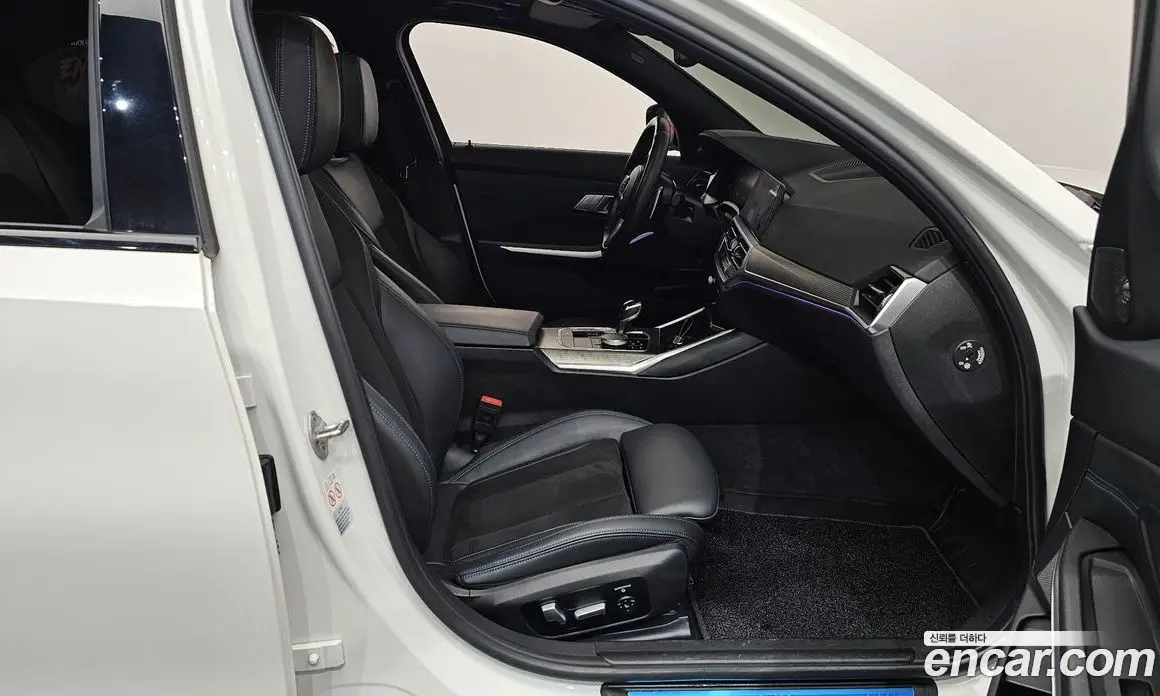 BMW 3 серия 2021 2.0 автомат (гидро), фото 16 BMW 3 серия 2021 2.0 автомат (гидро), фото 16