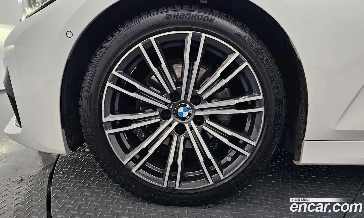 BMW 3 серия 2021 2.0 автомат (гидро), фото 5 BMW 3 серия 2021 2.0 автомат (гидро), фото 5