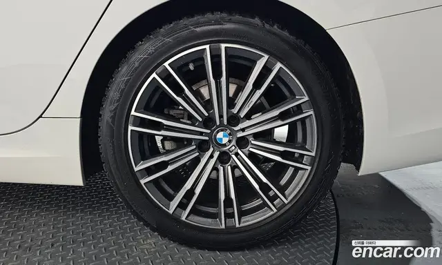 BMW 3 серия 2021 2.0 автомат (гидро), миниатюра 7 BMW 3 серия 2021 2.0 автомат (гидро), миниатюра 7