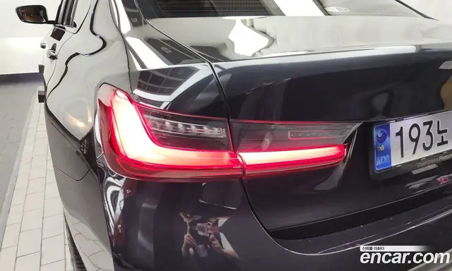 BMW 3 серия 2024 2.0 автомат (гидро), миниатюра 9 BMW 3 серия 2024 2.0 автомат (гидро), миниатюра 9
