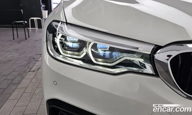 BMW 5 серия 2017 2.0 автомат (гидро), миниатюра 8 BMW 5 серия 2017 2.0 автомат (гидро), миниатюра 8